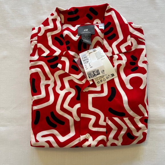 KEITH HARING Button Down short sleeve shirts Sizes: S, M, L, XL, XXL NWT - Picture 2 of 7